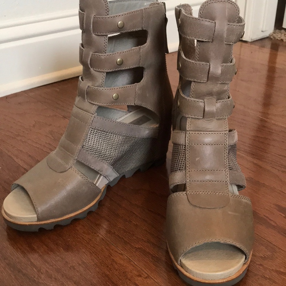 Women’s Shoes